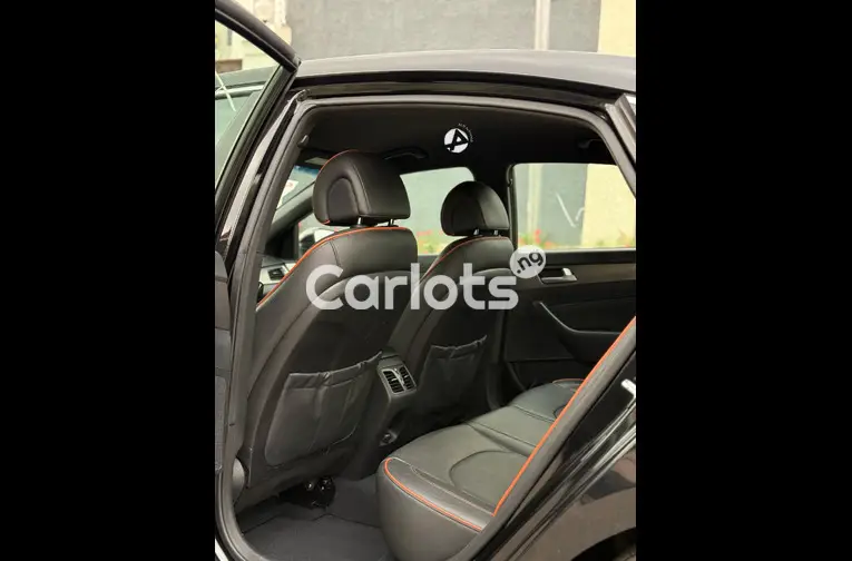 2015 Hyundai Sonata 2.0T - 4/5