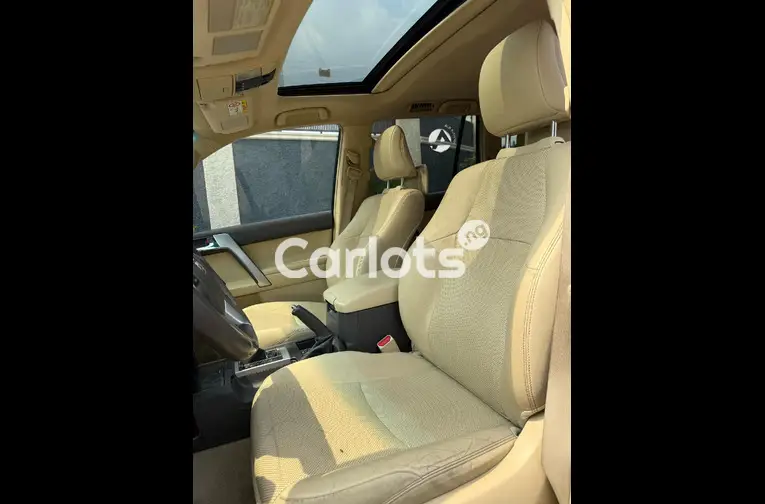 2016 Toyota Prado VX-R V6 - 3/5