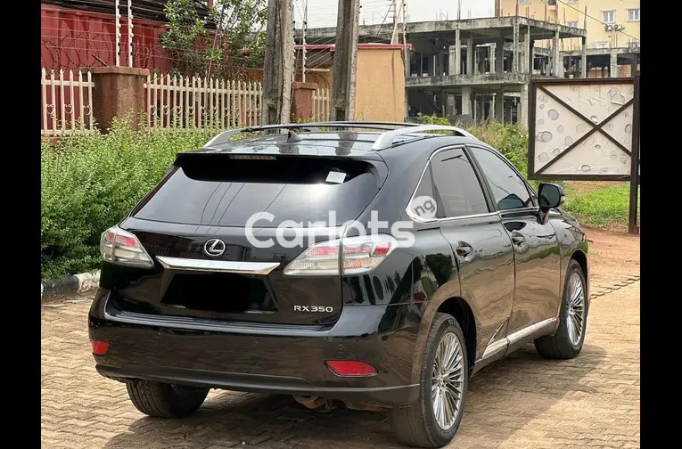 Nigerian Used 2014 LEXUS RX350 for sale in Abuja, FCT - photo 5 of 5