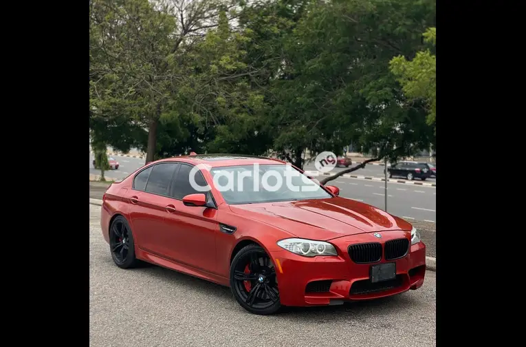2013 BMW M5 COMPETITION