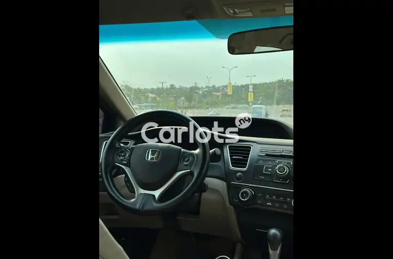 Nigerian Used 2014 HONDA CIVIC for sale in Abuja, FCT - photo 2 of 5