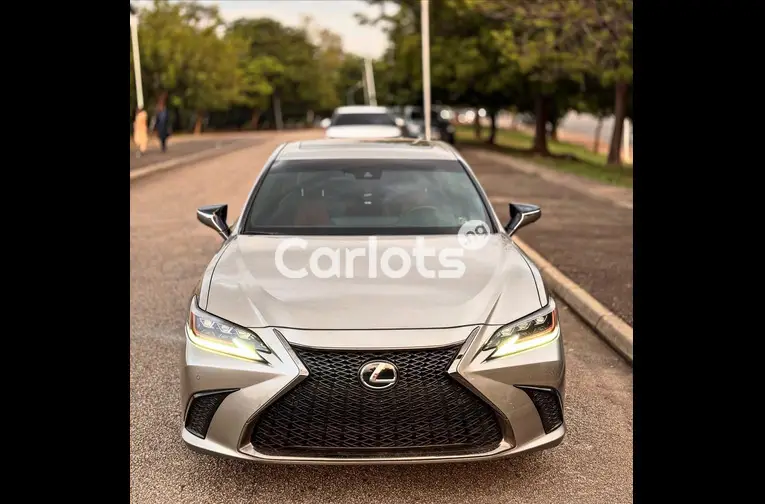 FOREIGN USED 2021 LEXUS ES250 F-SPORT for sale in Abuja, FCT - photo 2 of 5