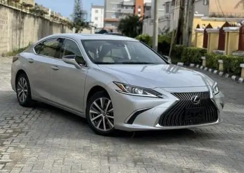 2019 LEXUS ES350 SEDAN Premium. - 1/5