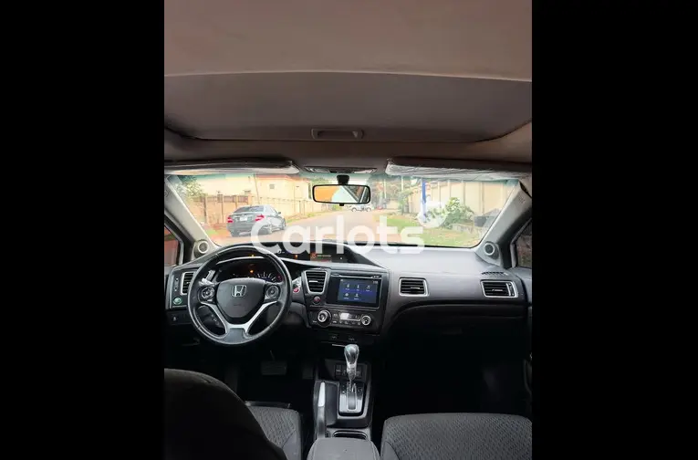 FOREIGN USED 2015 HONDA CIVIC FULL OPTION for sale in Kaduna, Kaduna - photo 2 of 5