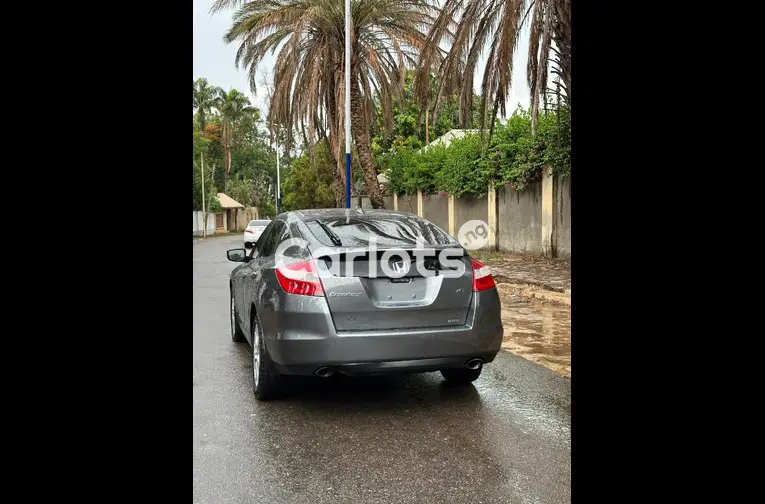 2012 HONDA CROSSTOUR for sale in Kaduna, Kaduna - photo 4 of 5
