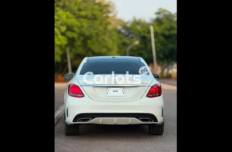 FOREIGN USED 2016 MERCEDES BENZ C300 for sale in Abuja, FCT - thumbnail 5
