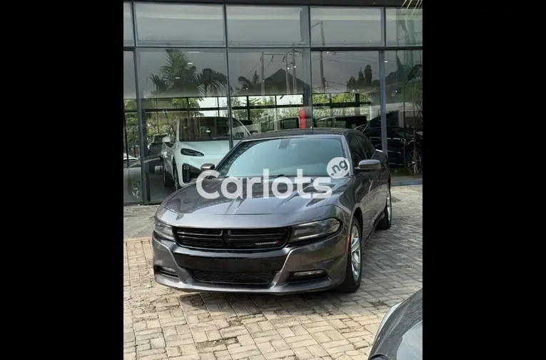 2015 DODGE CHARGER
