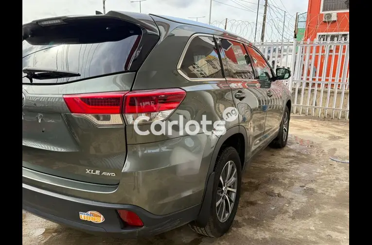 Toyota highlander 2019 - 3/5