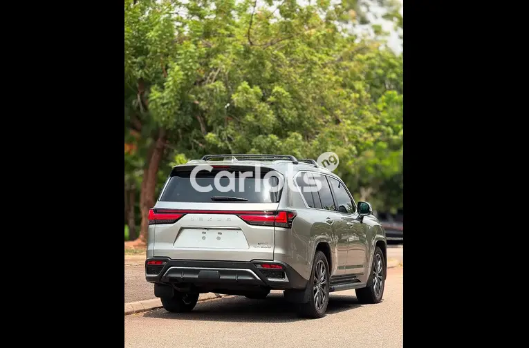 BRAND NEW 2024 LEXUS LX600 for sale in Abuja, FCT - photo 5 of 5