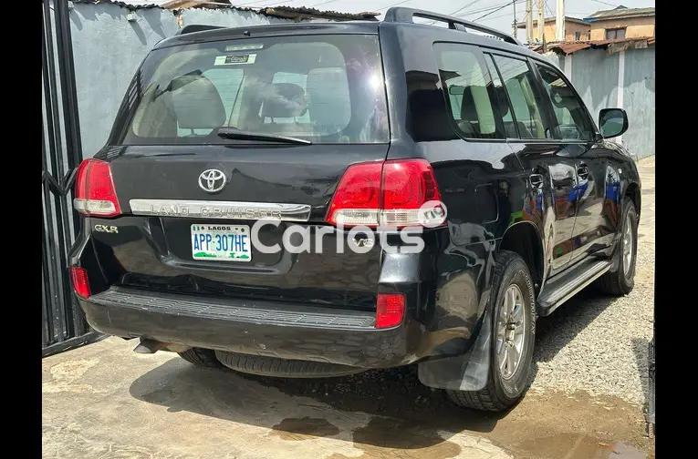2011 Toyota Land Cruiser - 4/5