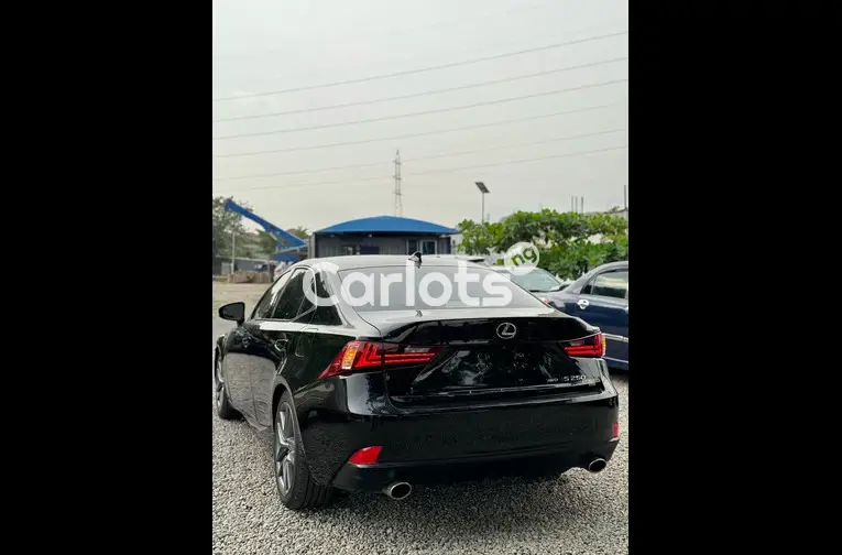FOREIGN USED 2014 LEXUS IS250 F-SPORT FULL OPTION for sale in Abuja, FCT - thumbnail 4
