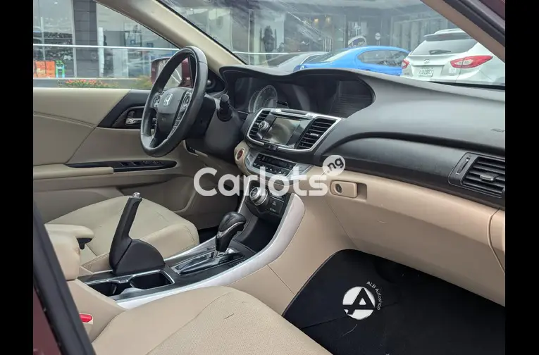 2014 Honda Accord Touring (Fully Loaded) - 3/5
