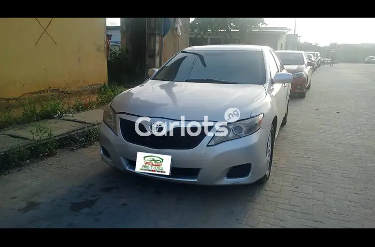 Nigerian Used Clean 2008 Toyota Camry for sale in Lagos - photo 1 of 5