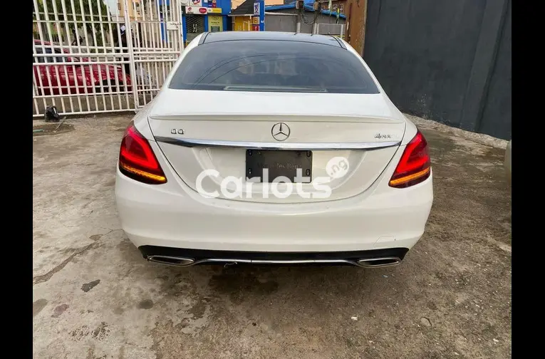 2016 Mercedes Benz C300 4MATIC - 5/5