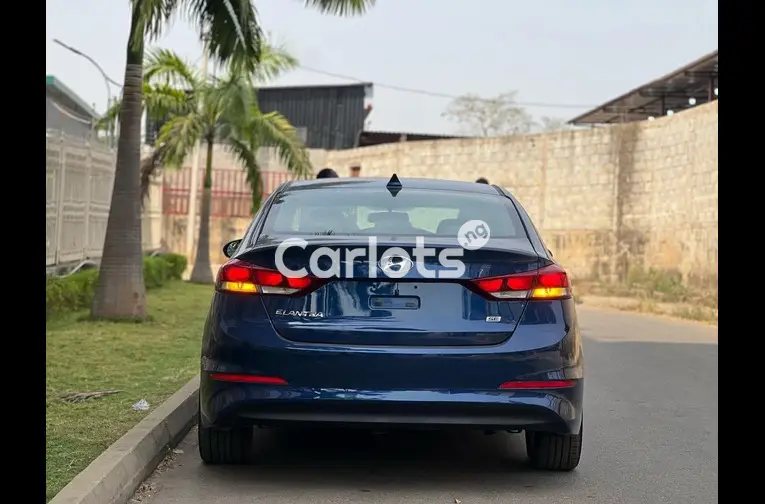 2017 HYUNDAI ELANTRA for sale in Abuja, FCT - thumbnail 5