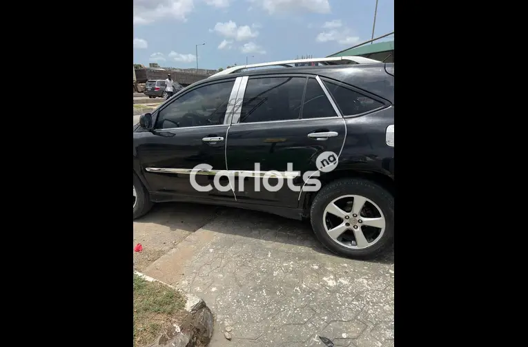 Toks Standard 2005 Lexus RX330 for sale in Surulere, Lagos - photo 4 of 5