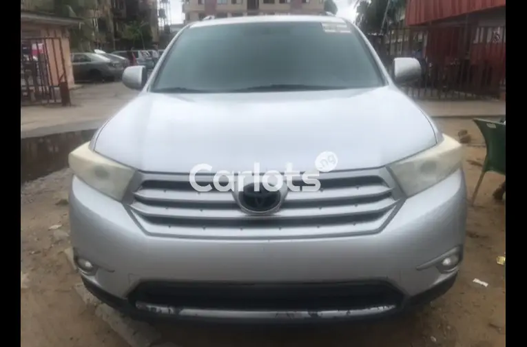 Used Toyota Highlander 2012