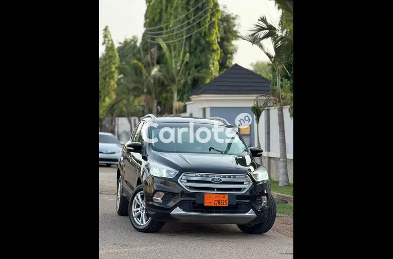 Nigerian Used 2018 FORD ESCAPE ECOBOOST for sale in Kaduna - thumbnail 2