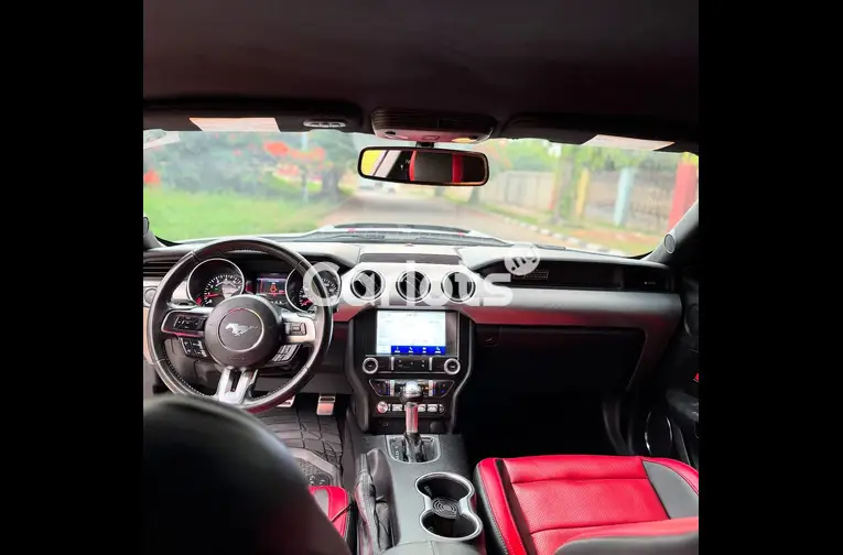 FOREIGN USED 2020 FORD MUSTANG 5.0 GT for sale in Abuja, FCT - photo 3 of 5