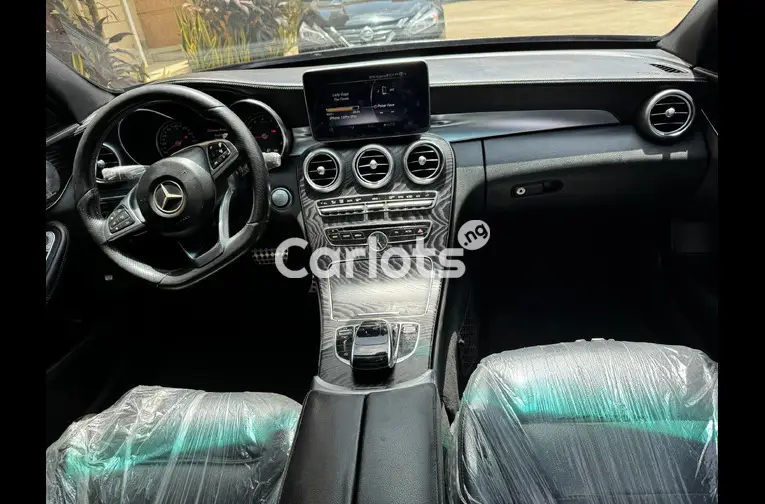 Nigerian Used 2016 MERCEDES BENZ C300 AMG TRIM FULL OPTION for sale in Abuja, FCT - photo 2 of 5