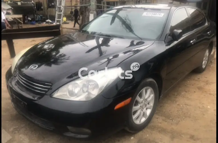 Used Lexus ES 300 2004 - 2/5