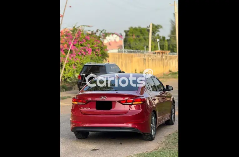 Nigerian Used 2018 HYUNDAI ELANTRA for sale in Kaduna - photo 4 of 5