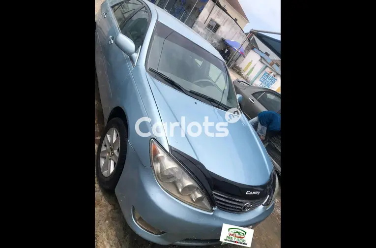 Nigerian Used Clean 2005 Toyota Camry LE for sale in Ajah, Lagos - thumbnail 4