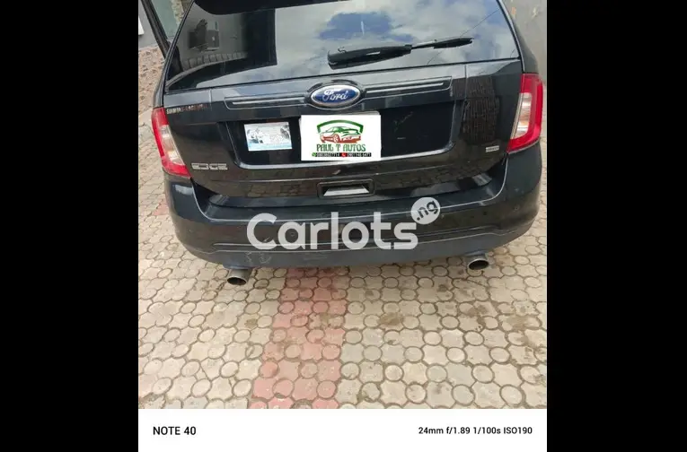 Nigerian Used Clean 2013 Ford Edge AWD V6 for sale in Ajah, Lagos - thumbnail 5