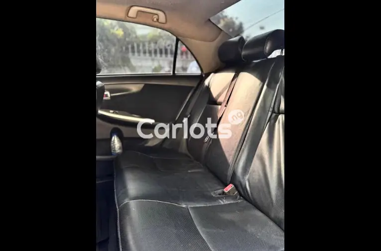 2013 UPGRADED TOYOTA COROLLA S for sale in Abuja, FCT - thumbnail 4