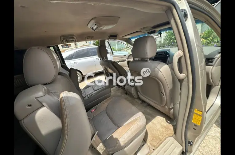 2005 TOYOTA SIENNA XLE for sale in Lagos, Lagos - photo 3 of 5