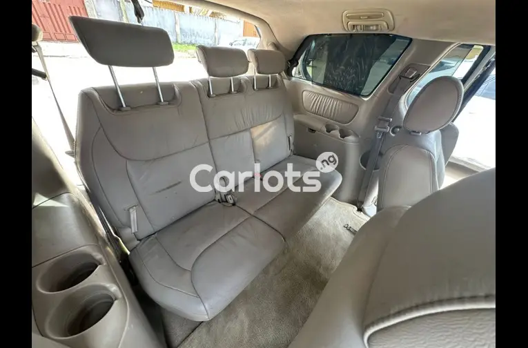 2005 TOYOTA SIENNA XLE for sale in Lagos, Lagos - thumbnail 4