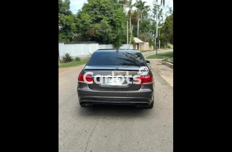 2016 MERCEDES BENZ E350 for sale in Kaduna, Kaduna - thumbnail 4