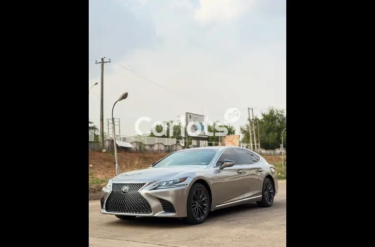 FOREIGN USED 2018 LEXUS LS500 FULL OPTION for sale in Abuja, FCT - photo 2 of 5
