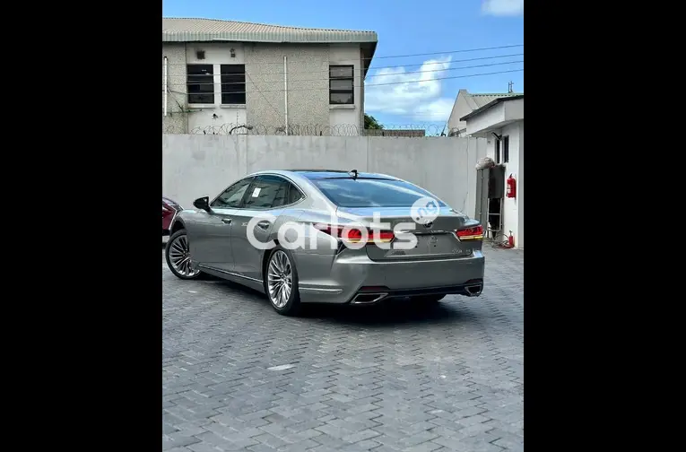 FOREIGN USED 2018 LEXUS LS500 FULL OPTION for sale in Abuja, FCT - photo 5 of 5