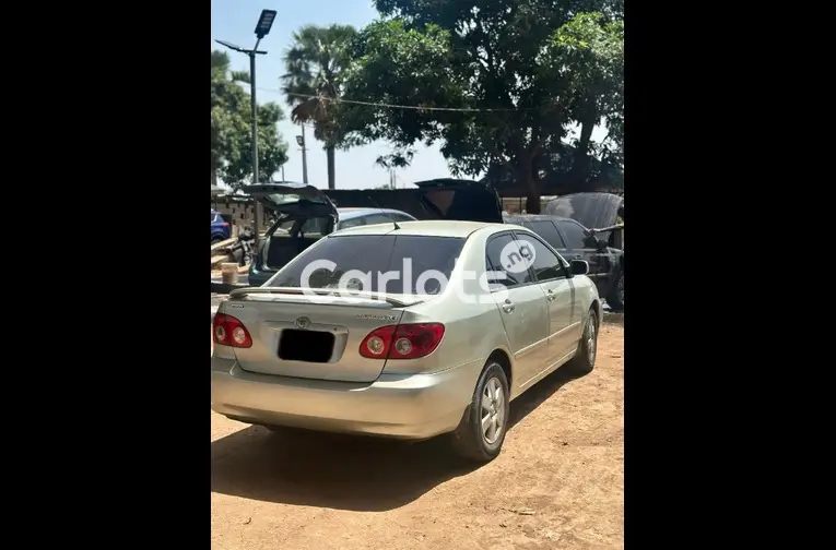 SUPER CLEAN TOYOTA COROLLA for sale in Kaduna, Kaduna - photo 5 of 5
