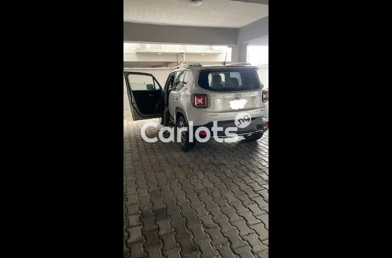 Jeep Renegade 2015 - 4/5