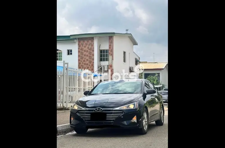 2019 HYUNDAI ELANTRA for sale in Abuja, FCT - photo 1 of 5