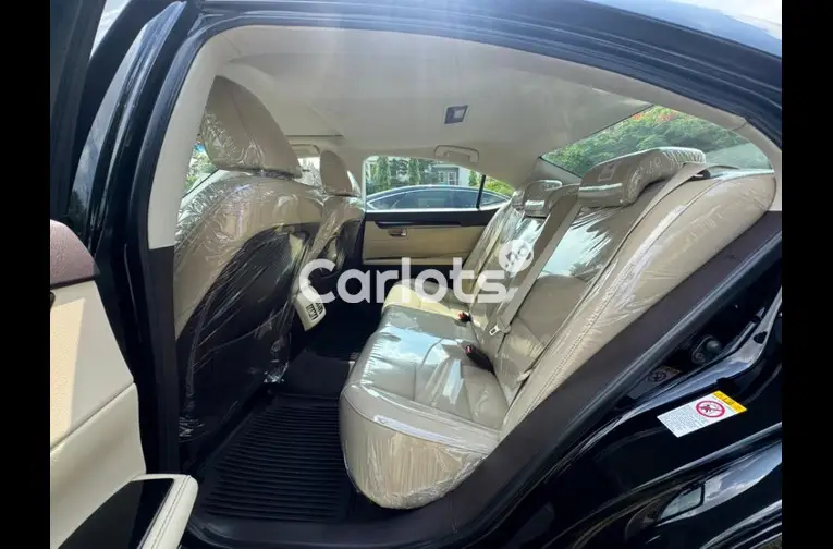 Used Lexus ES 350 2016 - 4/5