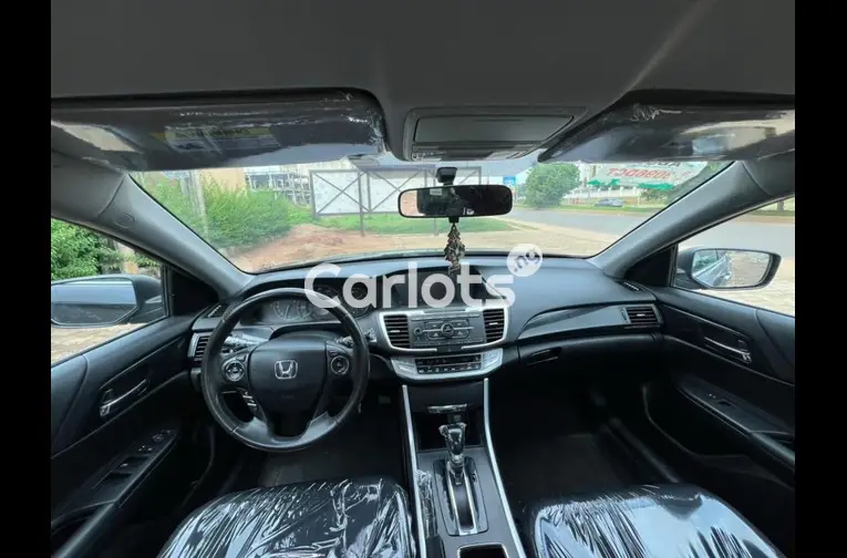 FOREIGN USED 2014 HONDA ACCORD SPORT - 2/5