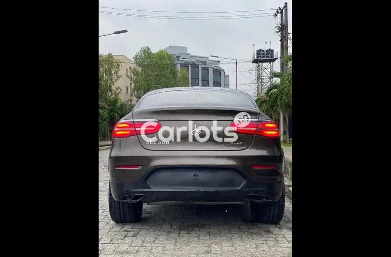 FOREIGN USED 2017 MERCEDES BENZ GLC300 - 5/5
