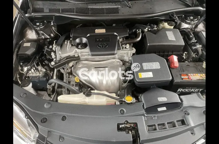 Foreign Used 2016 Toyota camry Xse - 5/5