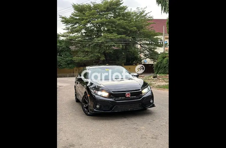 FOREIGN USED 2017 HONDA CIVIC SPORT for sale in Kaduna, Kaduna - photo 1 of 5