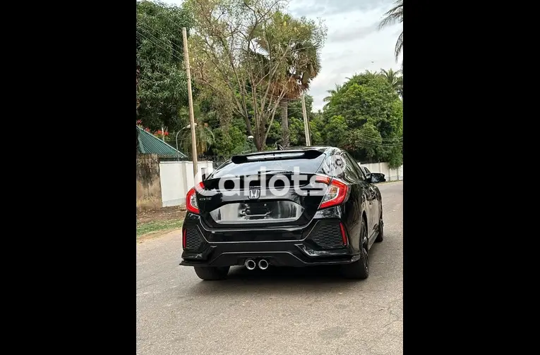 FOREIGN USED 2017 HONDA CIVIC SPORT for sale in Kaduna, Kaduna - thumbnail 5