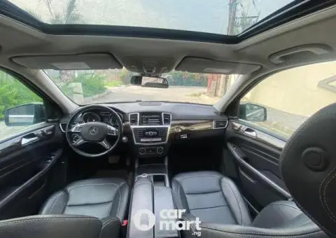 Tokunbo 2015 Mercedes Benz ML350 4Matic - 4/5