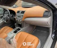 Neatly used Nigeria Toyota Camry