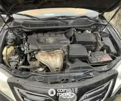 Neatly used Nigeria Toyota Camry - 3