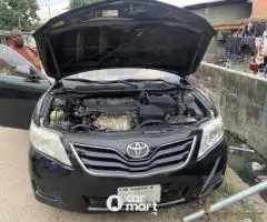 Neatly used Nigeria Toyota Camry - 1