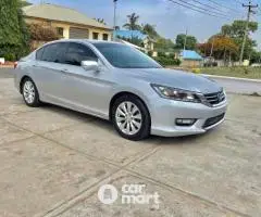 Super clean 2013 Honda Accord