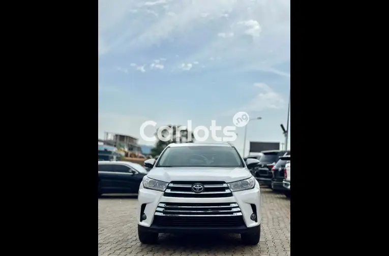FOREIGN USED 2016 TOYOTA HIGHLANDER LIMITED for sale in Abuja, FCT - photo 1 of 4