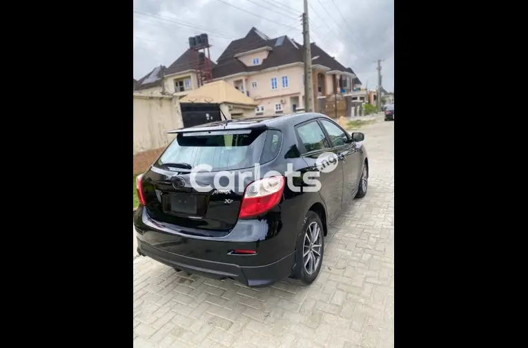 Nigerian Used CLEAN 2009 TOYOTA MATRIX XR for sale in Festac, Lagos - photo 1 of 5